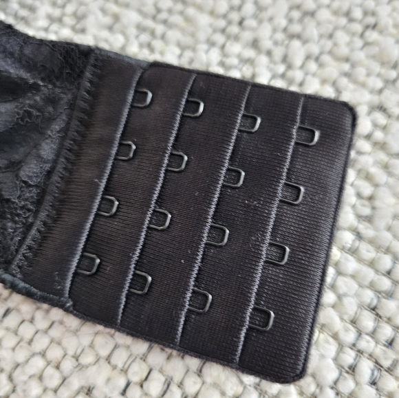 Demi Bustie Bra - Picture 6 of 11